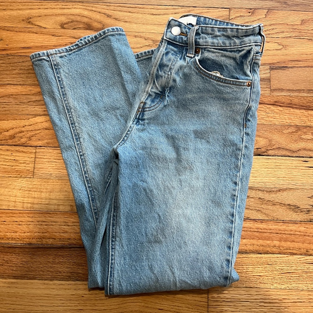H&M Light Blue Straight Leg Women's Jeans
